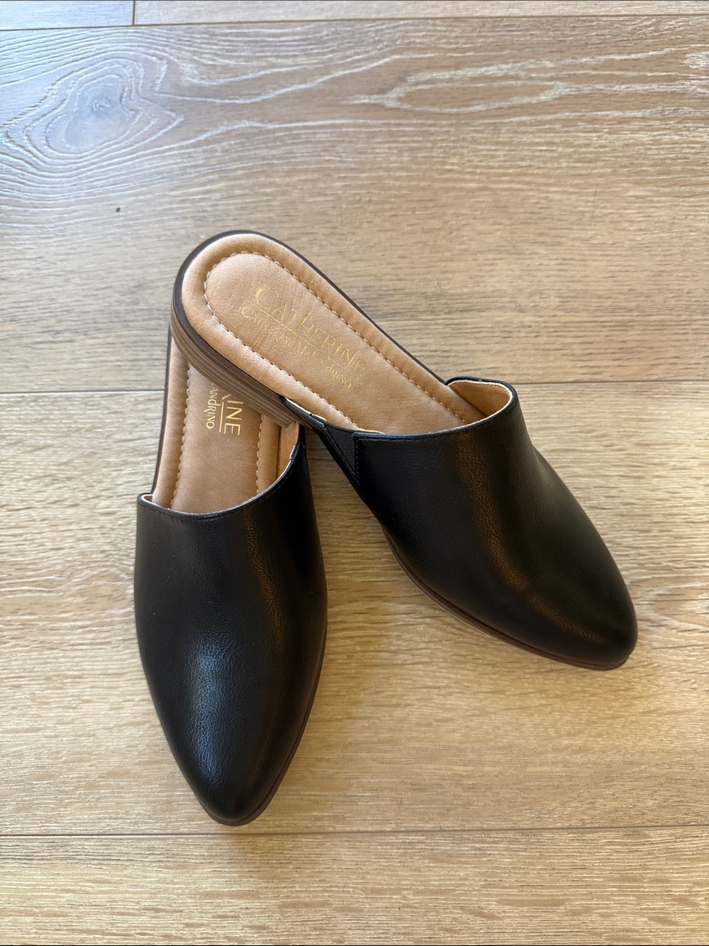 Catherine Malandrino Black Pointed Mules
